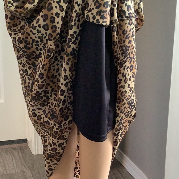 HELENE BLAKE Lepord print, sleeveless dress.  Size 12 - Picture 6 of 10